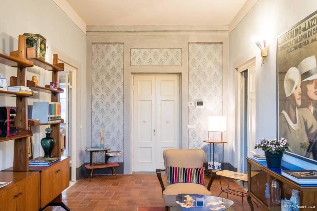 Casa Maria - Attico Di Lusso Vicino Alle Mura Lucca Exterior foto